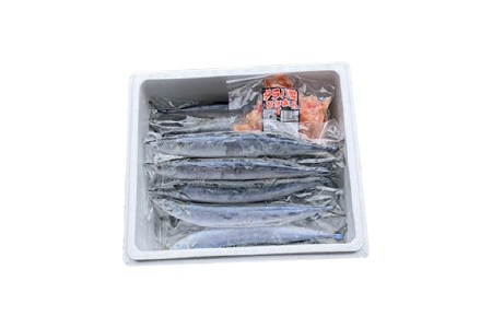 【北海道根室産】タラバガニむき身300g×1P・冷凍さんま5尾×5Pセット C-30080