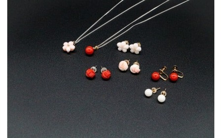【珊瑚】 ピアス  ヒメ珊瑚 K18G