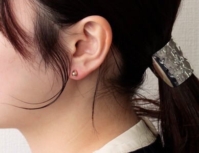 K18ピンクゴールド　卵型ピアス　シリコンキャッチ付　9000514225