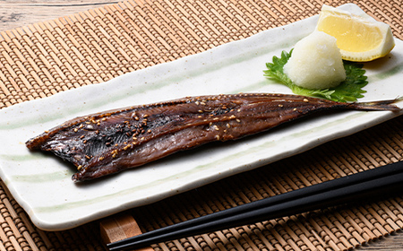 【大好評】さんま 醤油 干し 手作業 加工 (3尾 1パック入り)×3袋セット 干物 魚 肴 さんま 秋刀魚 冷凍 ご飯のお供 おつまみ 魚介 三陸 岩手県 三陸 三陸山田 山田町 冷凍 佐々木商店  YD-972