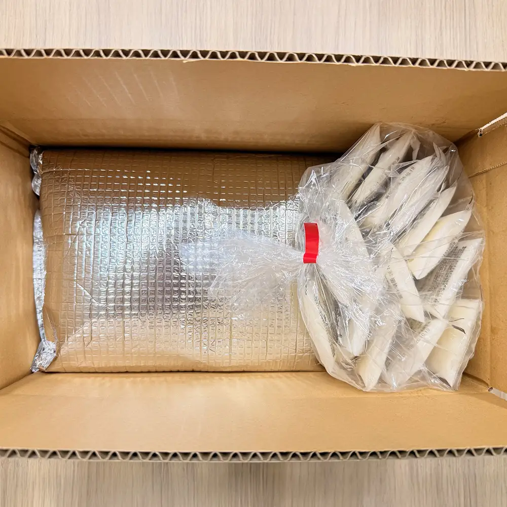 冷凍とろろ50g×15個＋精米まっしぐら2合（300g）×真空6Pセット【米 白米 こめ 長芋 山芋 イチョウ芋 大和芋 とろろ 粘り 冷凍 小分け パック 個包装 簡単 便利 プレーン 贈り物 贈答 ギフト 青森県 東北】【02402-0641】