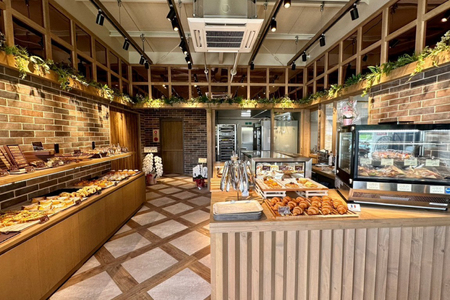 高級食パン2点セット 丹波黒豆 贅沢使用 宇治抹茶食パン 1斤＆極み プレミアム食パン 1.5斤 急速冷凍 [川上食品 兵庫県 三田市 3d28bae530035]