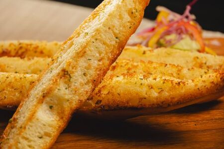 ガーリックトースト 12本セット 濃厚な香りがたまらない！ガーリック トースト tb-0009