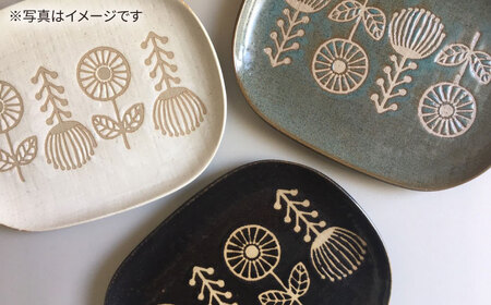【瀬戸焼】 HANAtoHA ナデ角 大皿 2枚 (青) 【カネ三商店】 / 食器 皿 プレート ギフト / 瀬戸市[BBDD022]