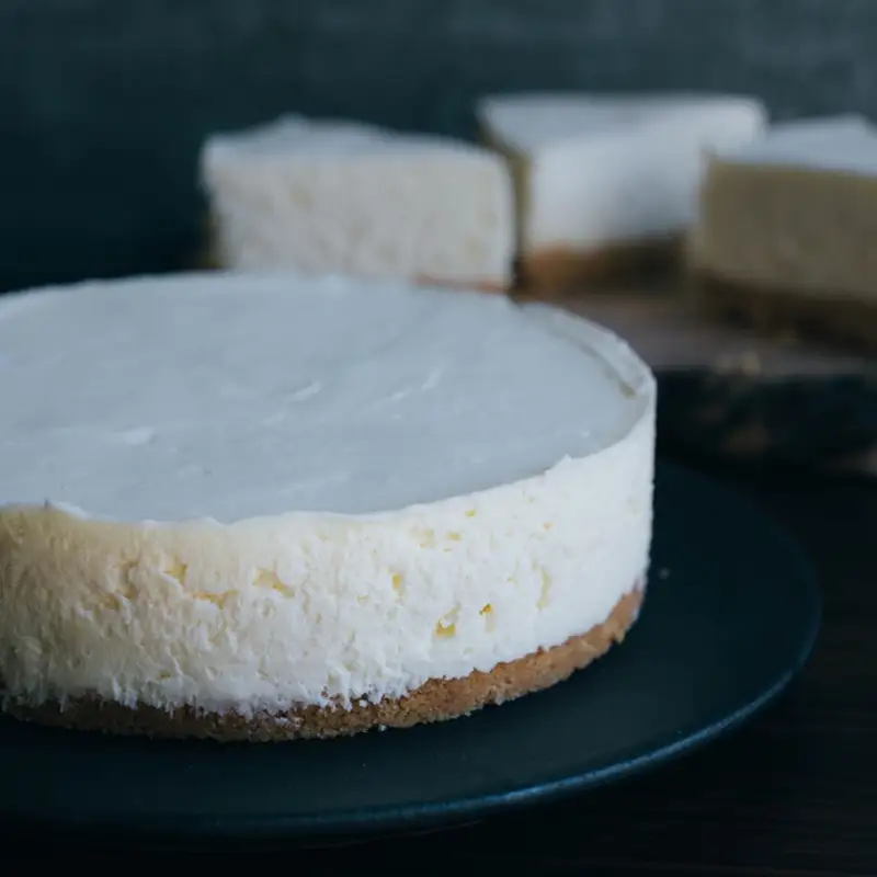 濃厚生クリームチーズケーキ【スイーツ ケーキ チーズ デザート お菓子 お土産 おみやげ ご褒美 贅沢 ギフト プレゼント 贈り物 取り寄せ】_0007-009-se8