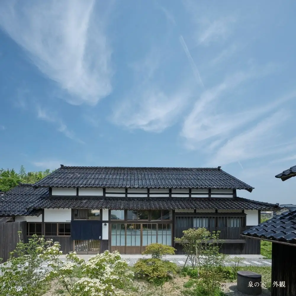 佐渡古民家ステイ さどまり宿泊ギフト券 30,000円分（大和の家 9名まで・泉の家 7名まで）