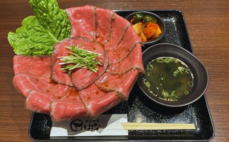 【2か月定期便】国産牛ローストビーフ　250g×2 | 牛肉 国産牛 オードブル 冷凍 惣菜 おかず 京都