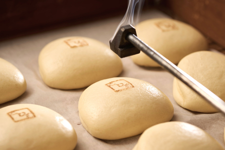 角煮 こじま 長崎県産豚 角煮まん 8個 [ 角煮家こじま 長崎県 東彼杵町 hs42bkj950001 ]