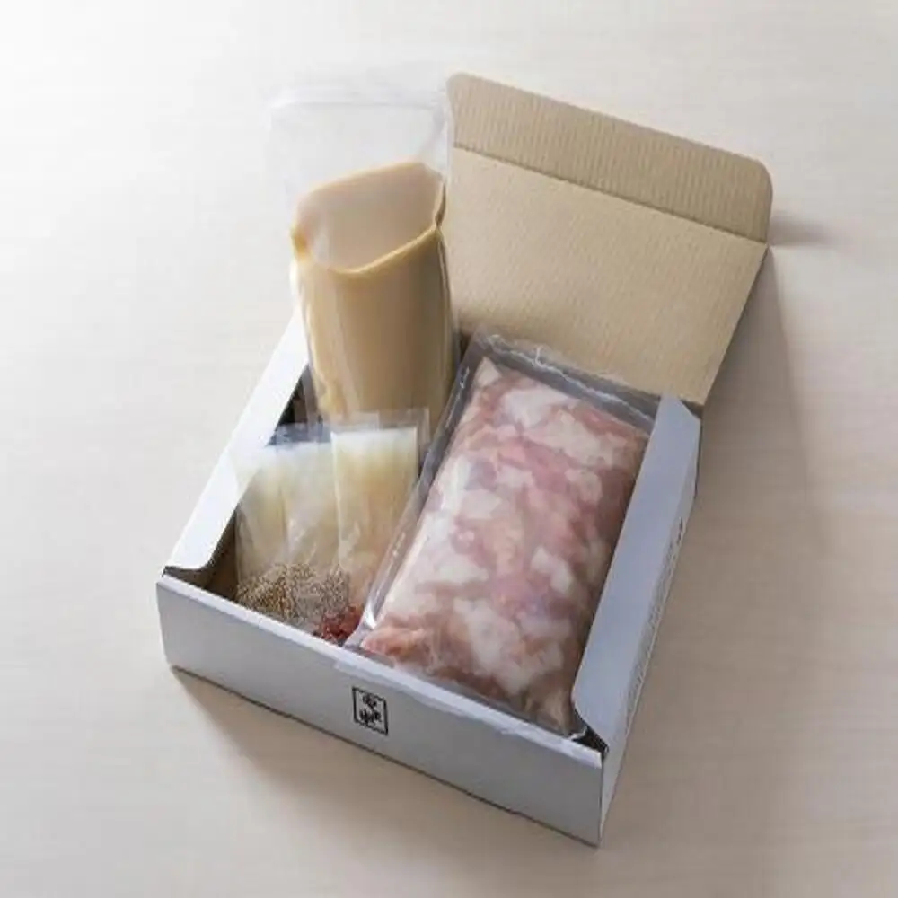 【定期便全12回】【博多もつ鍋やま中】もつ鍋みそ味（3～4人前） | 肉 お肉 にく 食品