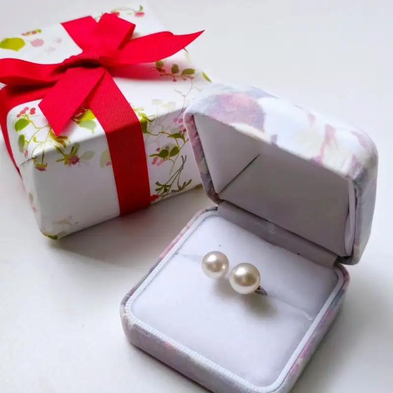 真珠 リング パール アクセサリー ジュエリー ファッション シルバー 国産 あこや 冠婚葬祭 慶事 誕生日 結婚式 記念日 お祝い 贈答用 贈り物 ギフト プレゼント 普段使い おしゃれ カジュアル 三重県 伊勢 志摩市 / アコヤ大粒パール、フリーサイズのお遊びリング