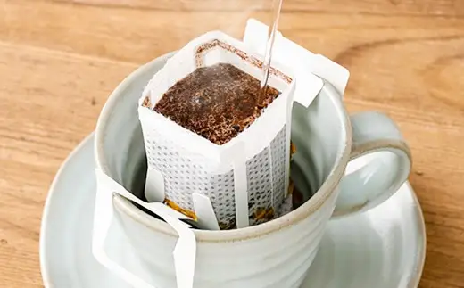 世界のコーヒー飲み比べドリップパックセット （ブラジル ・ エチオピア ・ ミャンマー ・ パプアニューギニア ） 合計40袋 焙煎 香り レギュラー豆 コーヒー 珈琲 coffee COFFEE レギュラーコーヒー ドリップパック ドリップ パック 飲み比べ 詰め合わせ コーヒー粉 