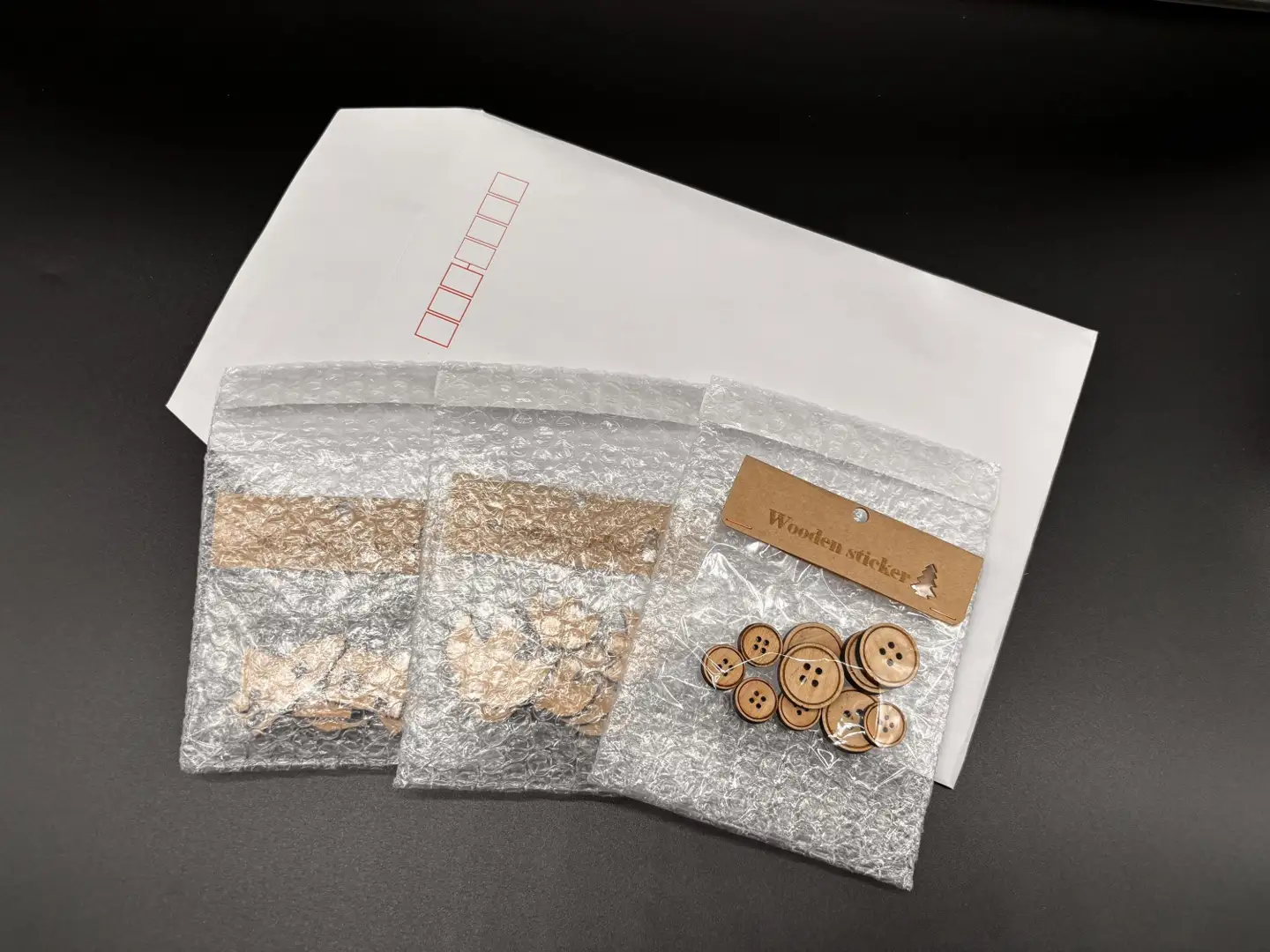 西川材を使った木のステッカー「Wooden Sticker（北欧セット）」