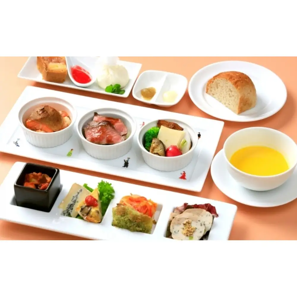観光列車「ろくもん」お食事付きプラン ご招待（2名様）電車 好き 旅 イベントやチケット等／入場券 招待券 利用券 | 電車 観光