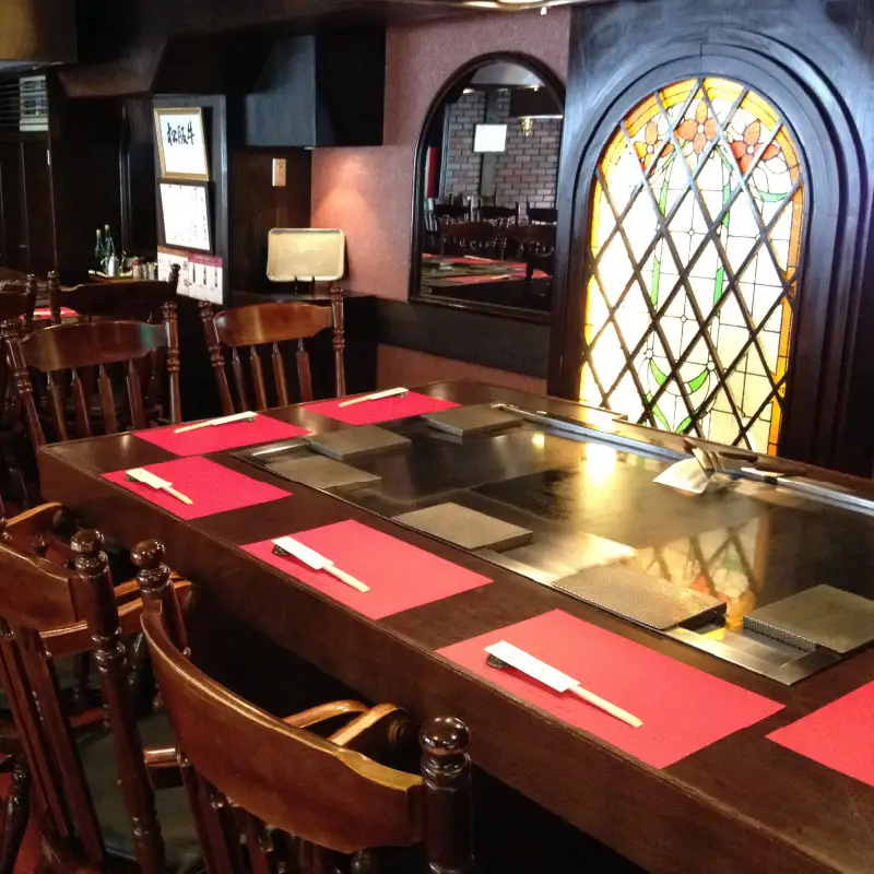 【豪州産ステーキと海鮮を堪能！ペアディナー券】ニュー松坂布施本店ディナーコースペアお食事券