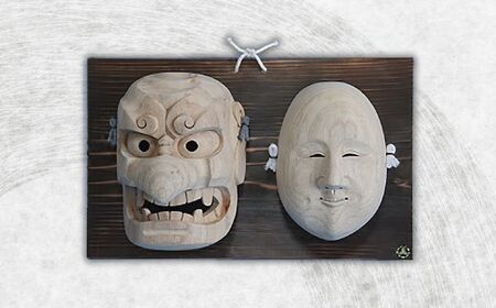 高千穂神楽面（対・白木） 神楽 神楽面 夜神楽 伝統 伝統工芸品 工芸品 民芸品 装飾用神楽面 面 お面 仮面 神事 神人和楽 文化財 縁起物 縁起 お土産 スポーツの神様 天岩戸伝説 贈答 贈り物 ギフト おすすめ 装飾品 飾り インテリア 宮崎県 高千穂町 _Tk014-017