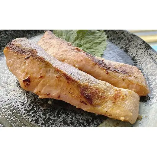 栃木県のブランド魚「プレミアムヤシオマス」丸1尾 新鮮 活け締め｜鮮魚 鱒 国産 産地直送  