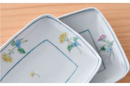 【波佐見焼】小花紋 角皿 2枚組 食器 皿 【藍水】 [GB23]  波佐見焼