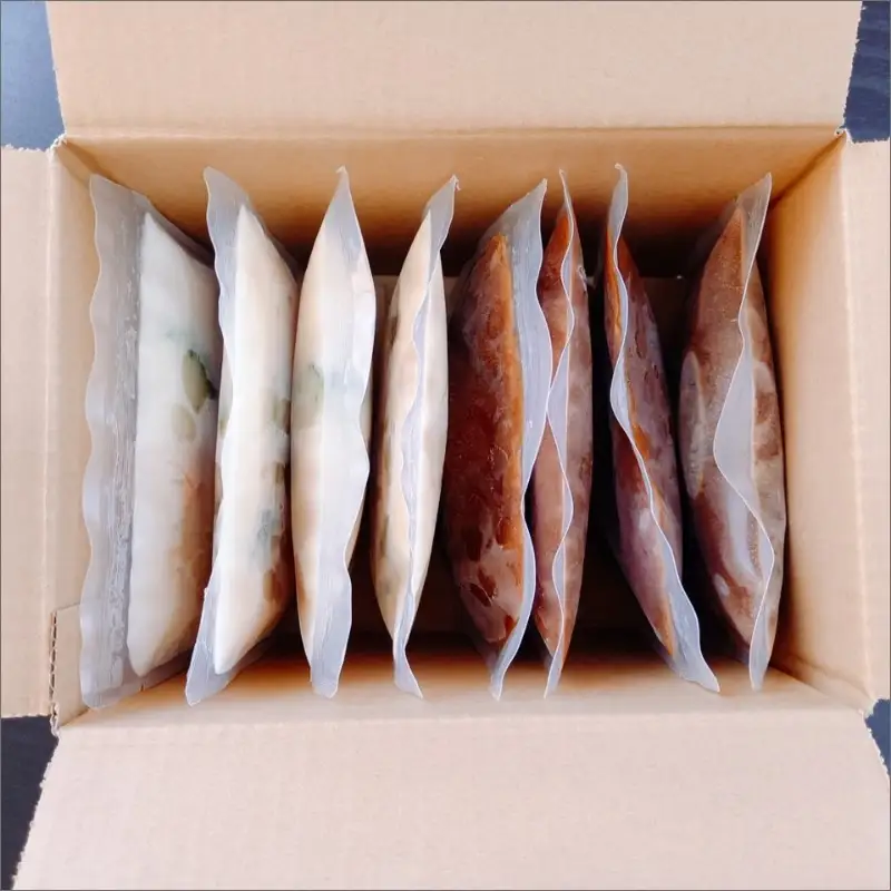 温めるだけで本格的な「ビーフ＆クリームシチュー」各4食【A5-322】