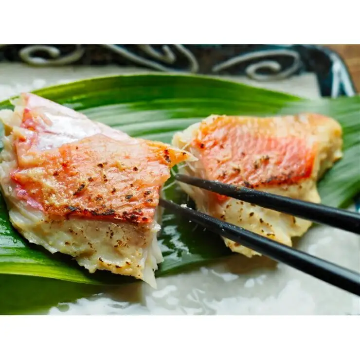 金目鯛の味噌漬け【3枚入×1パック】【まぐろやお土産人気NO.1】【キンメ きんめ 日本酒 焼酎 お取り寄せ 御中元 お中元 お歳暮 父の日 母の日 贈り物 鯛 鯛】【ふるさと納税】【神奈川県小田原市】