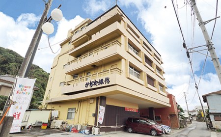 かぢや旅館　日帰り温泉入浴＆個室で食事（あわび付き磯料理）ペア利用券（平日限定）