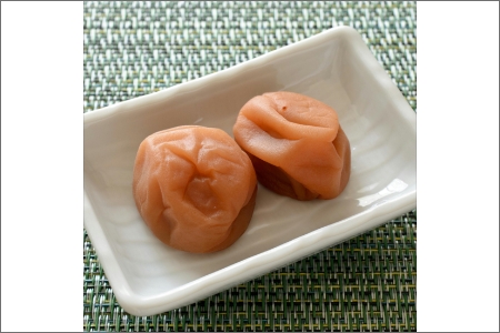 【0728-3】薬師梅贈答用　木箱入梅干し『蜜』はちみつ味　800ｇ