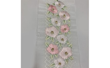 半衿　半襟　ピンクの椿柄　刺繍 和装 民芸品 工芸品 伝統技術 篠原縫製