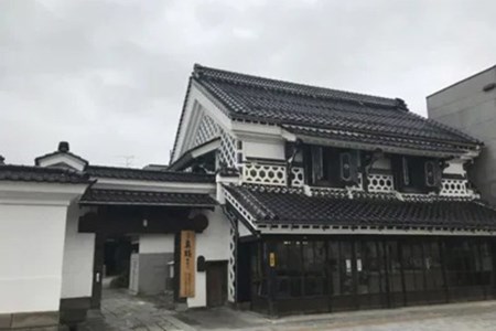 【巣篭りすき焼きセット!】真鶴 純米大吟醸/純米吟醸とA5ランク仙台牛すき焼き用(肩・もも)400g [44580920] 44580920