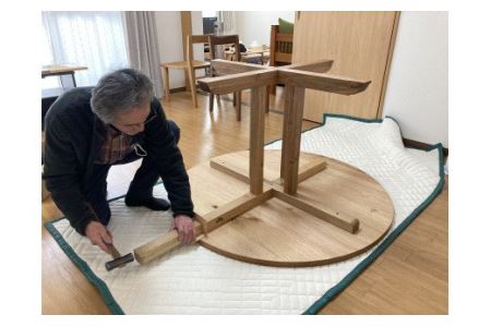 【714001】使いやすく丸い木製のダイニングテーブル「胡桃の円卓」110
