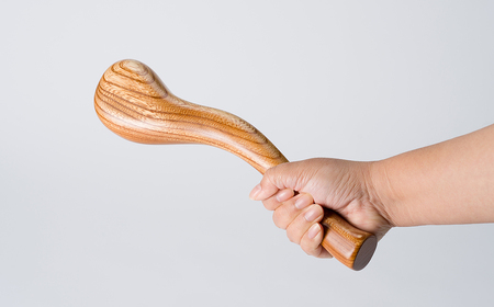 AW1 ケヤキの肩たたき   【 肩たたき 健康グッズ 健康 けやき 木製 プレゼント 贈り物 敬老の日 父の日 母の日 誕生日 お祝い 】