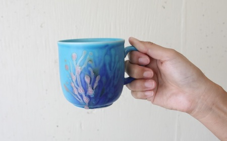 【datta.沖縄南の島陶芸工房】珊瑚カップ 瑠璃紺x青色（ペア）