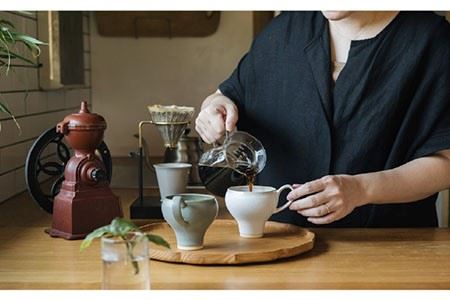 【波佐見焼】コーヒーのためのカップ コーヒーカップ tall (ホワイト・グリーン) 2色セット 食器 皿 【イロドリ】 [KE20] 波佐見焼