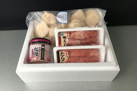 ほたて貝柱300g、鮭フレーク80g、たらこ140g、辛子明太子140g B-18011