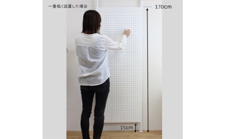 突っ張りパンチングパネル黒 壁かけ収納 ディスプレイ パーテーション インテリア 壁に設置 スチール製 