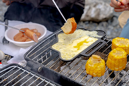 ホットサンドメーカー ポリゴン 耳まで圧着 燕三条製 アウトドア キャンプ バーベキュー [apod]