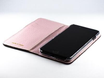 maf pinto アイフォーンケース 本革 日本製 (iPhone SE 第2世代 ／ 8 ／ 7, ) ADRIA LINE 【ライトピンク】