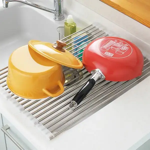 たためてしまえる伸縮水切り ワイドタイプ カトラリーケース付【013P051】