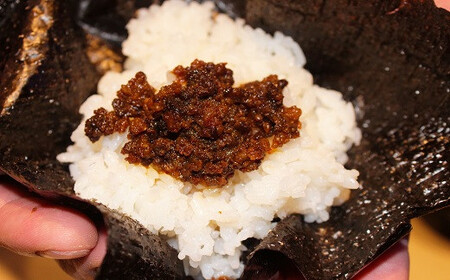 松阪牛 入り まかないそぼろ 100g×8P 肉 牛 牛肉 和牛 ブランド牛 高級 国産 霜降り 冷凍 ふるさと 人気 あいびき 合挽 ひき肉 ミンチ 甘辛 簡単 お茶漬け 手巻き 常温 I54