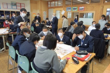 （キュンとなる／映える）5種のカラフルハートティーバッグ 3箱セット＜維孝館中学校とコラボ開発＞ 飲料類 お茶 ハート型 健康 美容 お茶セット ギフト カラーズティー 和紅茶 