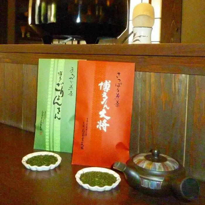 お茶詰合せ博多シリーズRH30（2種類入り） | 納税 返礼品 福岡 福岡県 福岡市 お茶 緑茶 煎茶 せんちゃ おちゃ 博多 飲み物 飲料 美味しいお茶 健康 日本茶 茶葉 飲み比べ お茶葉 お茶っ葉 福岡県産 福岡県福岡市