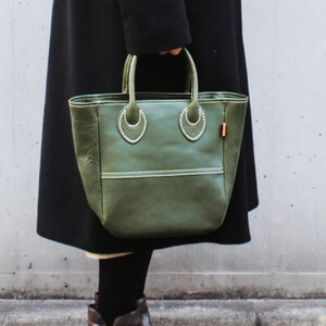 栃木レザー使用｜ソフトな手触り 本革 小さめトートバッグ｜Tote bag 03 S｜キャメル｜minca（全6色）