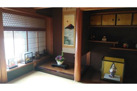 古民家の宿“かしの木庵”　（一棟貸し宿泊券）（４名様１泊）※着日指定不可◇