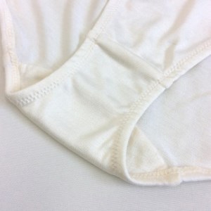 なめらかなオーガニックシルク100％のお肌に優しい日本製スタンダードショーツ(2枚セット）【サイズ/L（2枚セット）】