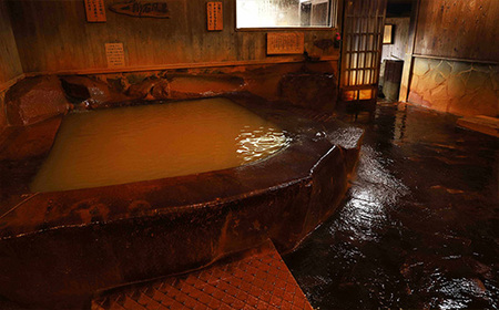 奥霧島温泉郷「極楽温泉 匠の宿」特別客室(やよい) ※温泉付客室 ペア1組宿泊ご招待券  にごり湯100選に選ばれた名湯の旅館宿泊チケット　TF0529-P00018