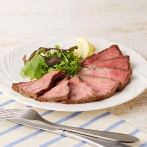 【9回定期便】玄海町産フルーツ＆佐賀牛 定期便 ／ いちご キンショウメロン 肉【Z023】
