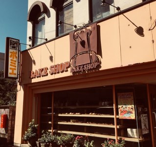 スイーツケーキ３回定期便（パウンドケーキ・ショコラブラン・ロールケーキ） 【J00002】