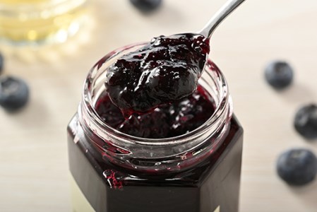 上三川産のブルーベリーに蜂蜜やイチゴをブレンドした美味しいジャムのセット(3種各1本) | 果物 フルーツ 国産 栃木県上三川町産 自家製ジャム 手作りジャム 無添加 保存料不使用 添加物不使用 減農薬