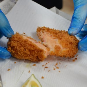 かにクリームコロッケ 大18個セット【001-0094】惣菜 クリームコロッケ 揚物 冷凍食品 冷凍コロッケ 美味しい カニ 蟹 ズワイガニ コロッケ 揚げ物 冷凍 冷凍コロッケ 送料無料 ふるさと納税 惣菜 揚げ物 ふるさと納税 コロッケ