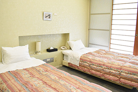 下呂温泉【道の駅 飛騨金山ぬく森の里温泉】宿泊補助券（3,000円分）【a019-1】