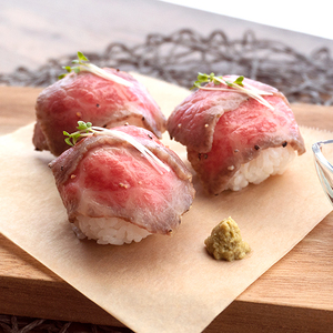 訳あり ローストビーフ 600g （300g×2本） 簡易包装 SDGs