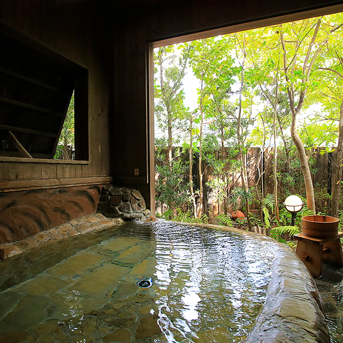 お宿夢千鳥ペア宿泊券【離れ】：C150-047